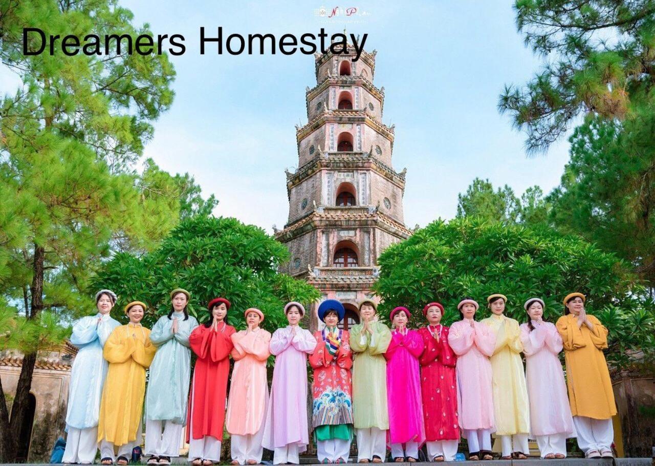 The Dreamers Homestay Huế Ngoại thất bức ảnh